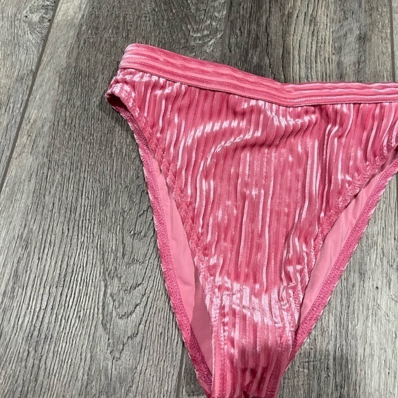 Dippin Daisys Pink High Cut Bikini Bottoms - Picture 4 of 11